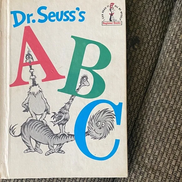 Children's Book Collection - Picture 8 of 9